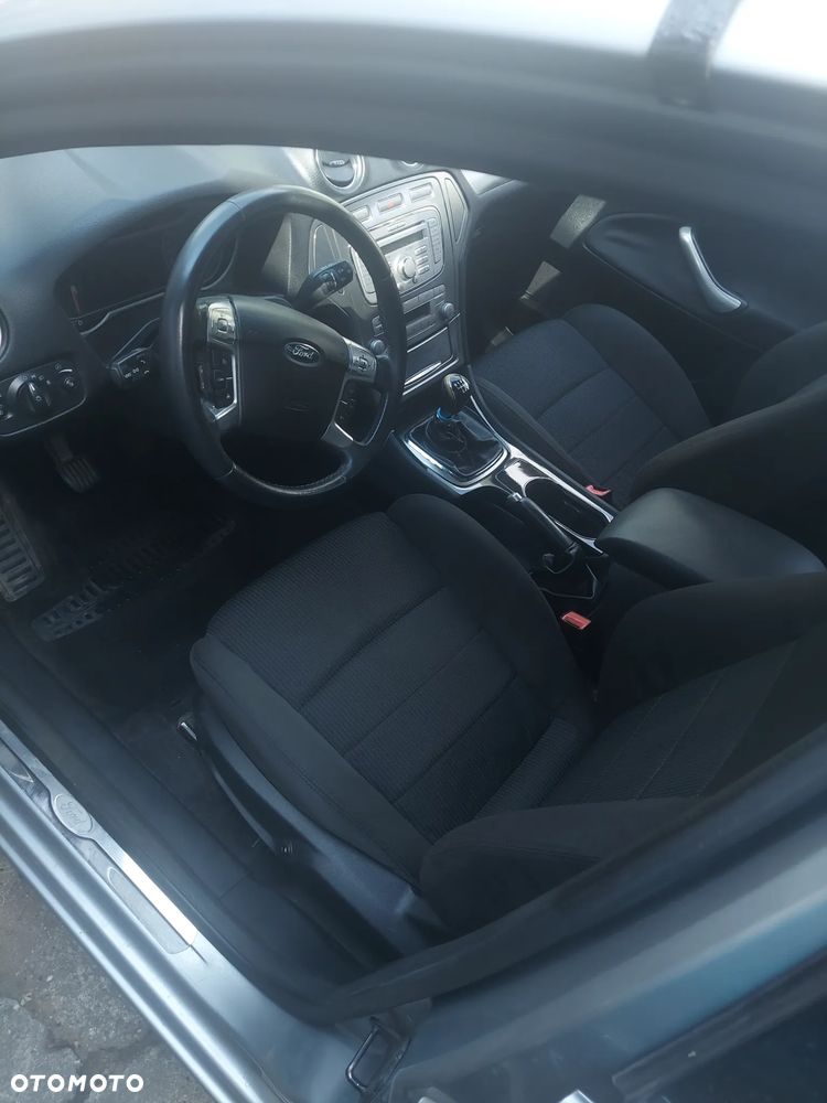 Ford Mondeo 2.0 TDCi Titanium - 5