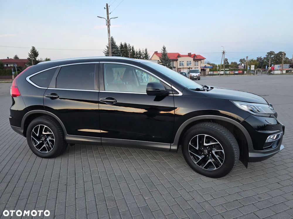 Honda CR-V 2.0i-VTEC Automatik Executive 50 Jahre Edition - 28