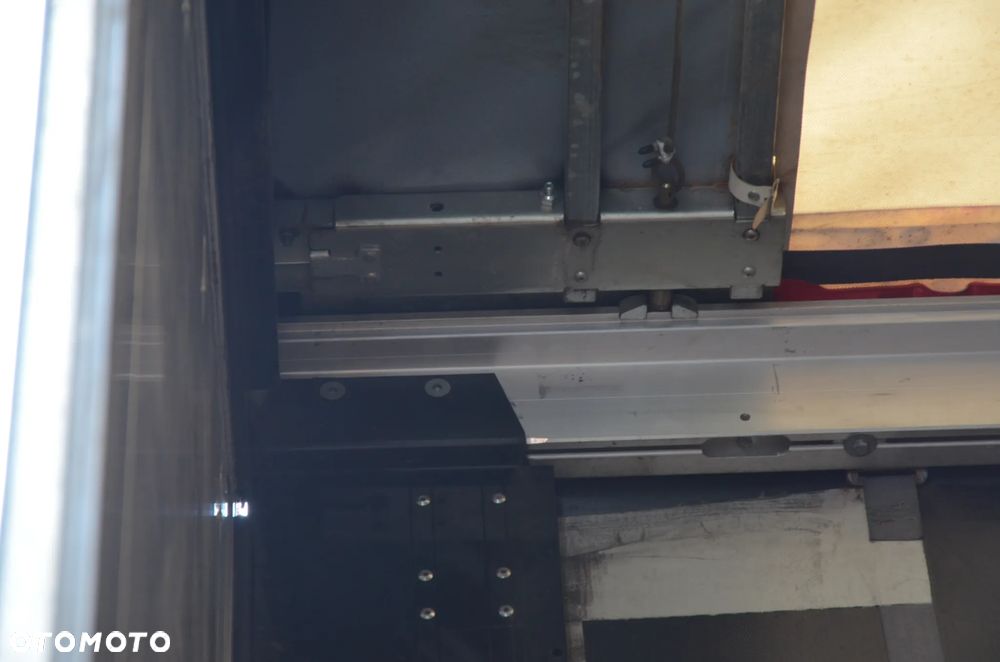 Schwarzmuller J-SERIE / 2020 / KOSZ PALETOWY / OŚ POD. / SAF / CODE XL / 6520 - 13