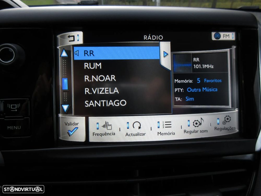 Peugeot 208 1.2 VTi SE Style - 39