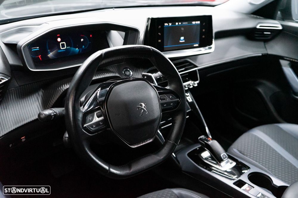 Peugeot 2008 1.2 PureTech Allure Pack EAT8 - 6