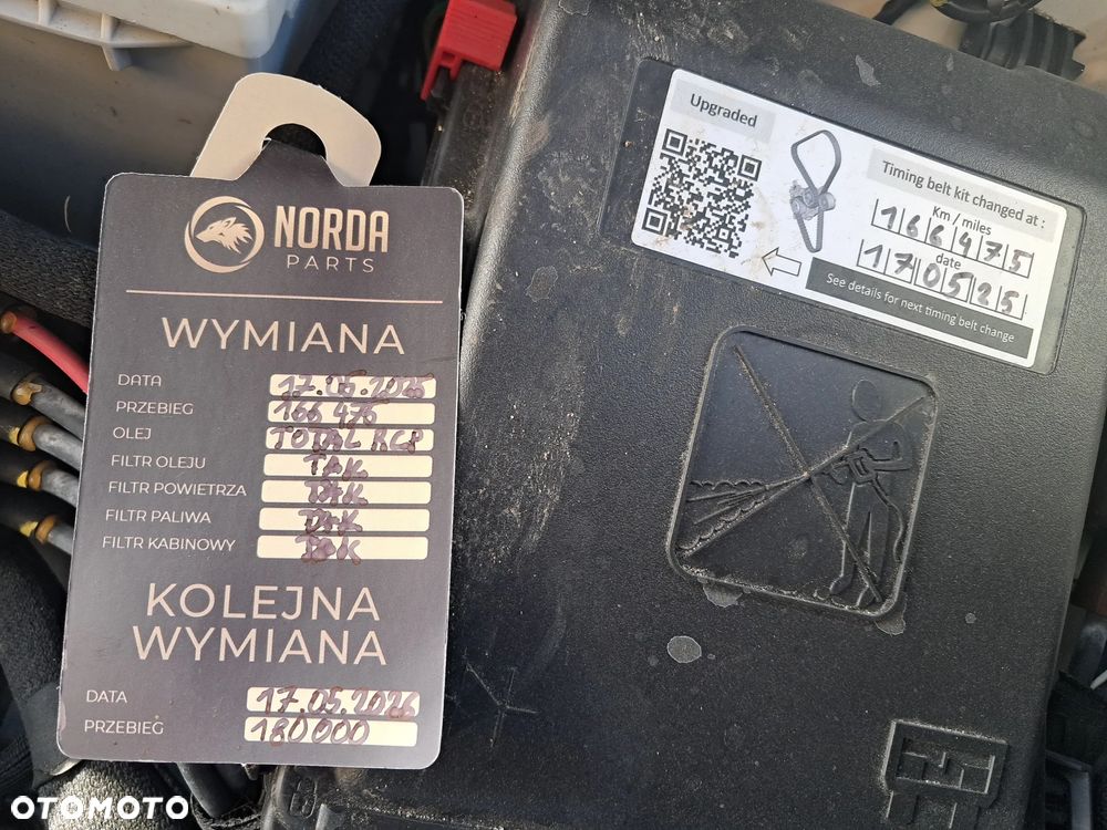 Peugeot 5008 ver-1-5-bluehdi-gt-pack-s-s-eat8 - 31