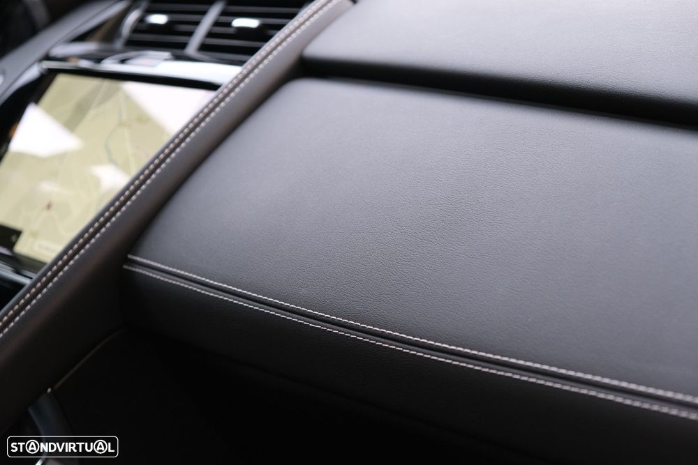 Jaguar E-Pace 1.5 P300e R-Dynamic S AWD Aut. - 50