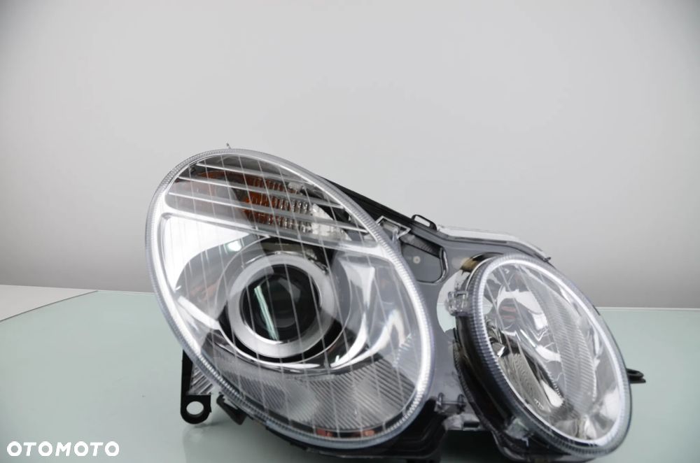 MERCEDES KLASA E W211 LIFT XENON DYNAMICZNY A2118205261 Prawy Przedni Oryginał - 4