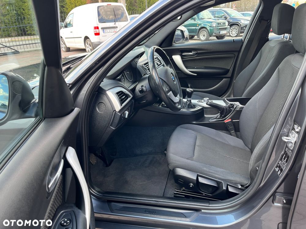 BMW Seria 1 116i Sport Line - 27
