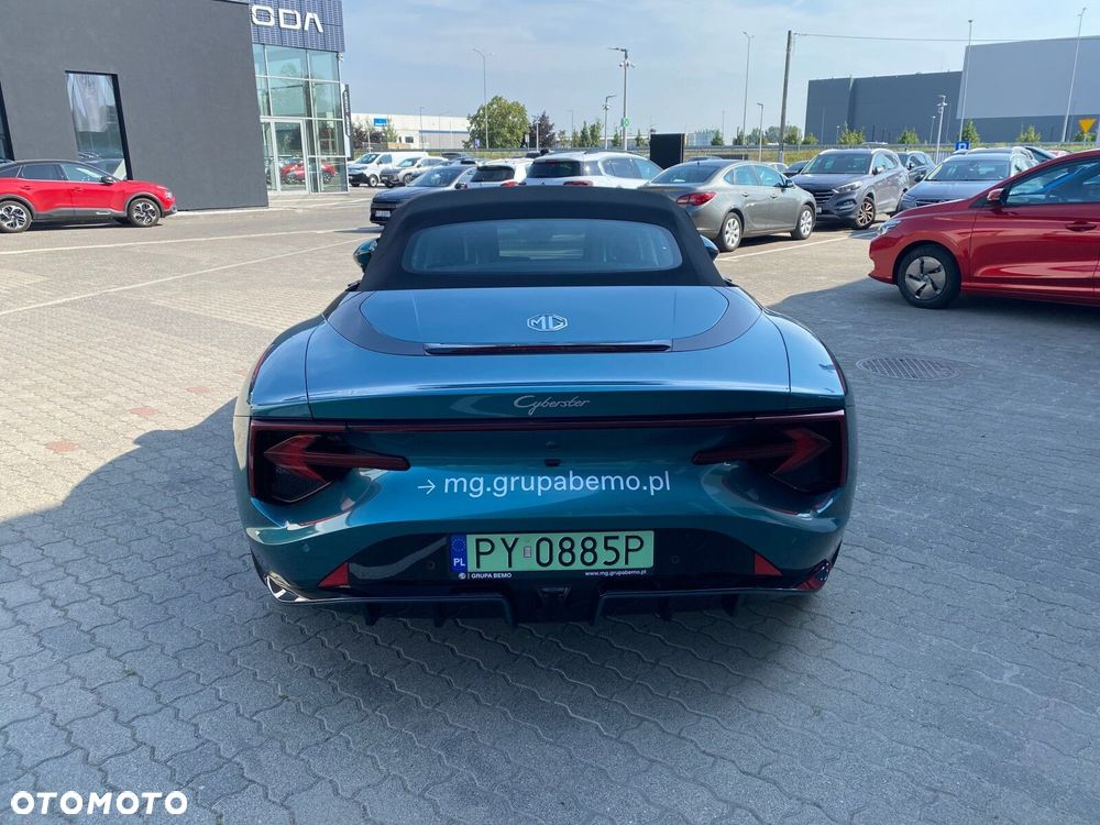 MG Cyberster 77kWh AWD Czarny Dach - 5