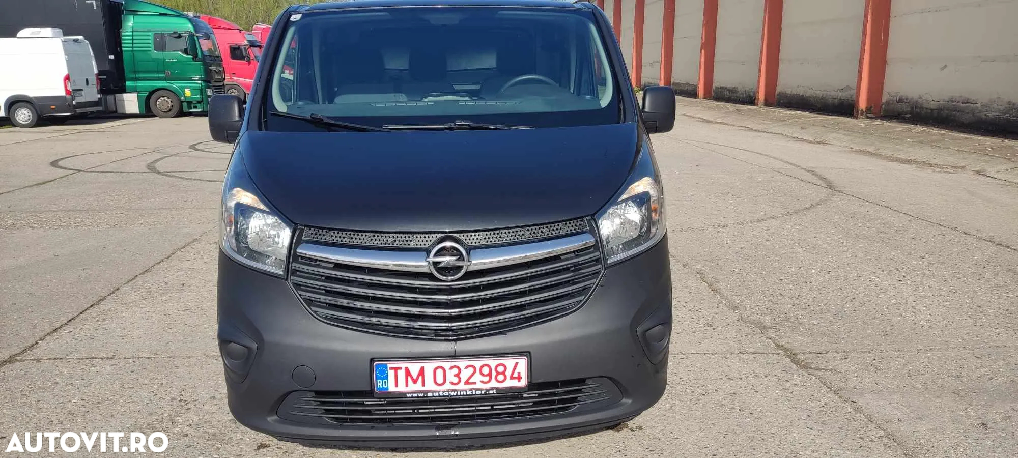 Opel Vivaro-B - 2