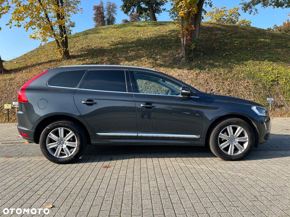 Volvo XC 60 D4 AWD Summum - 6