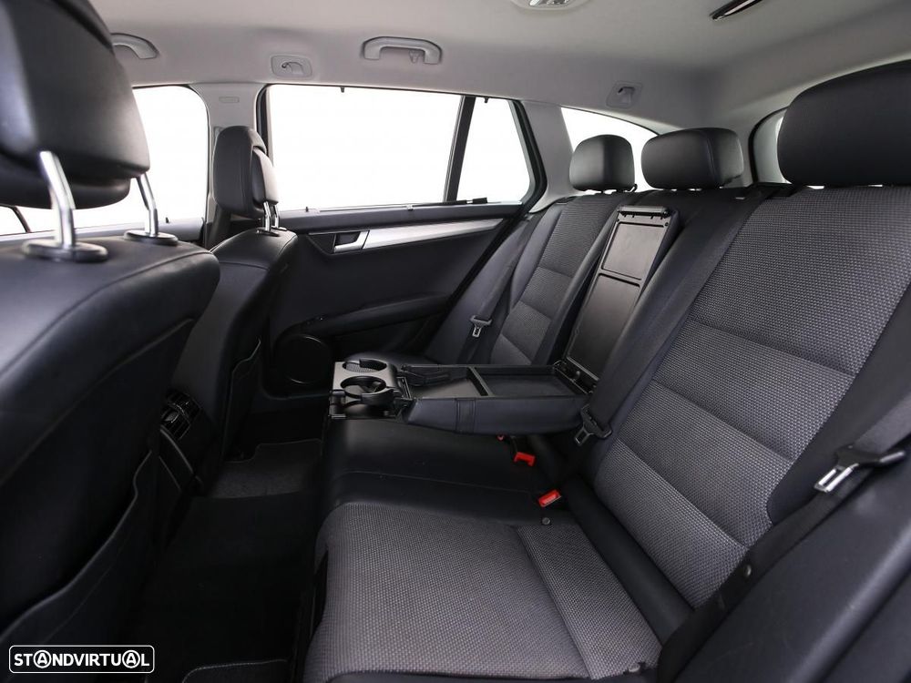 Mercedes-Benz C 220 - 11