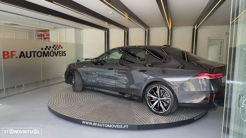 BMW i5 eDrive40 Pack Desportivo M Pro - 17