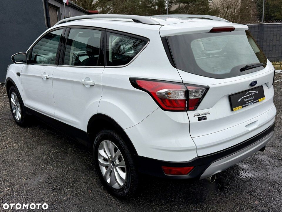 Ford Kuga 1.5 EcoBoost 2x4 Titanium - 8