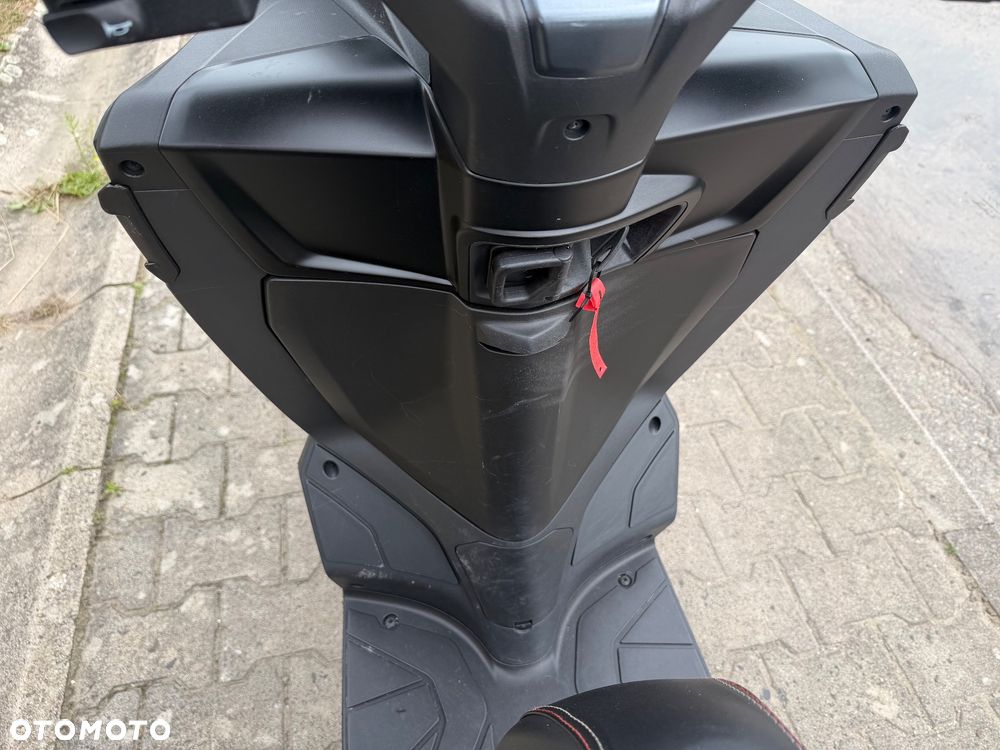 Aprilia SR - 15