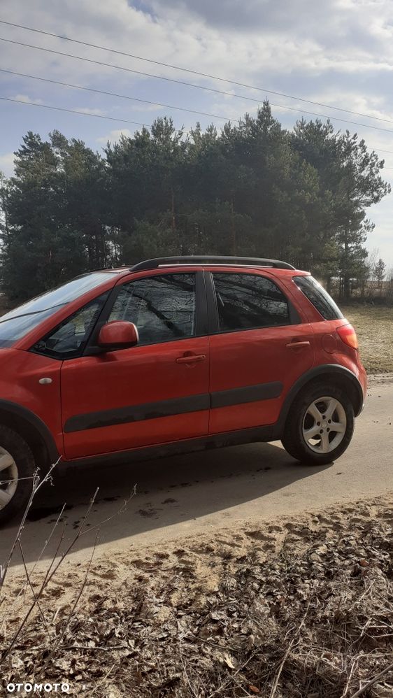 Suzuki SX4 - 1