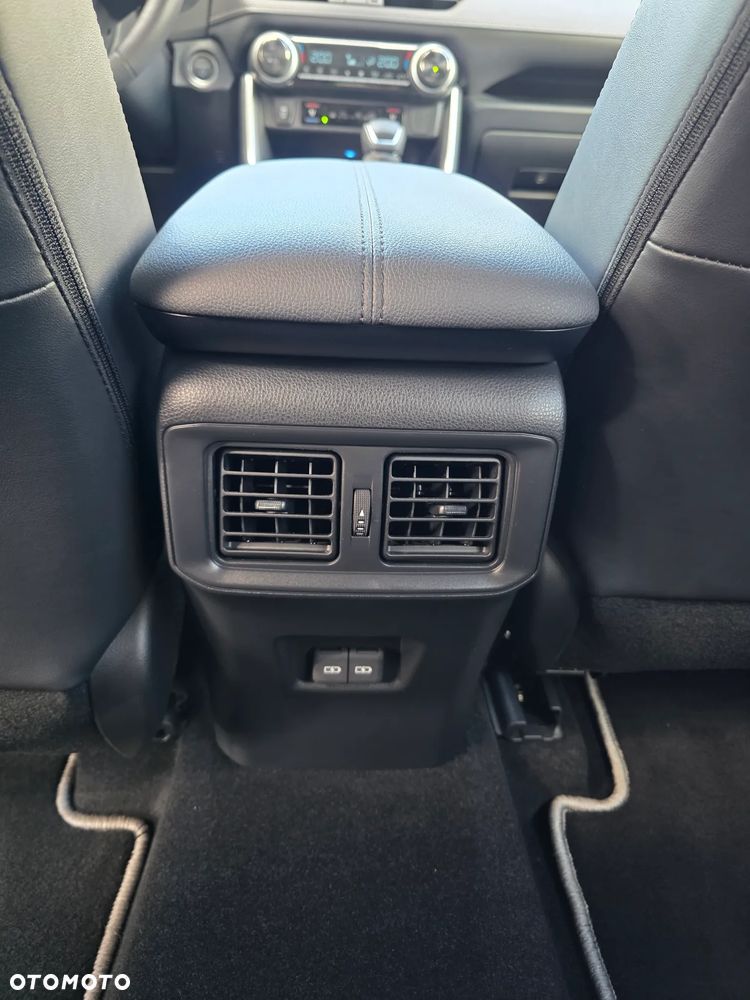 Toyota RAV4 2.5 Hybrid Executive 4x4 - 32