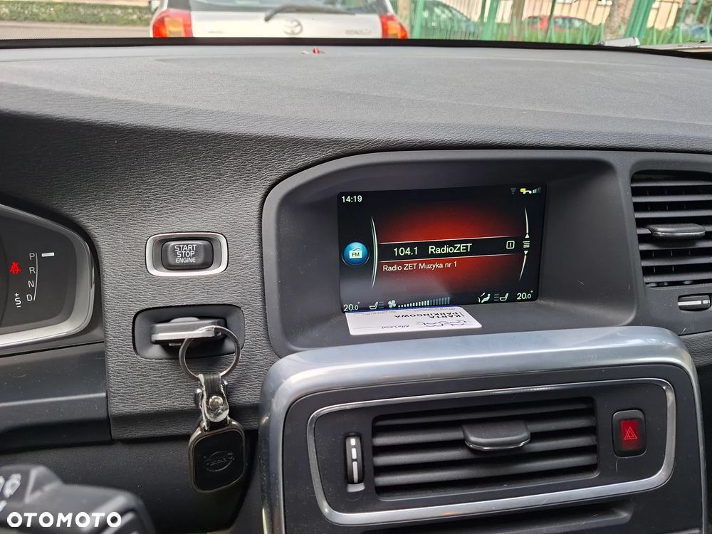 Volvo V60 D2 Geartronic Kinetic - 12