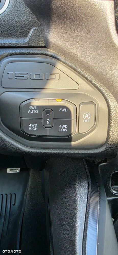 Dodge RAM - 22