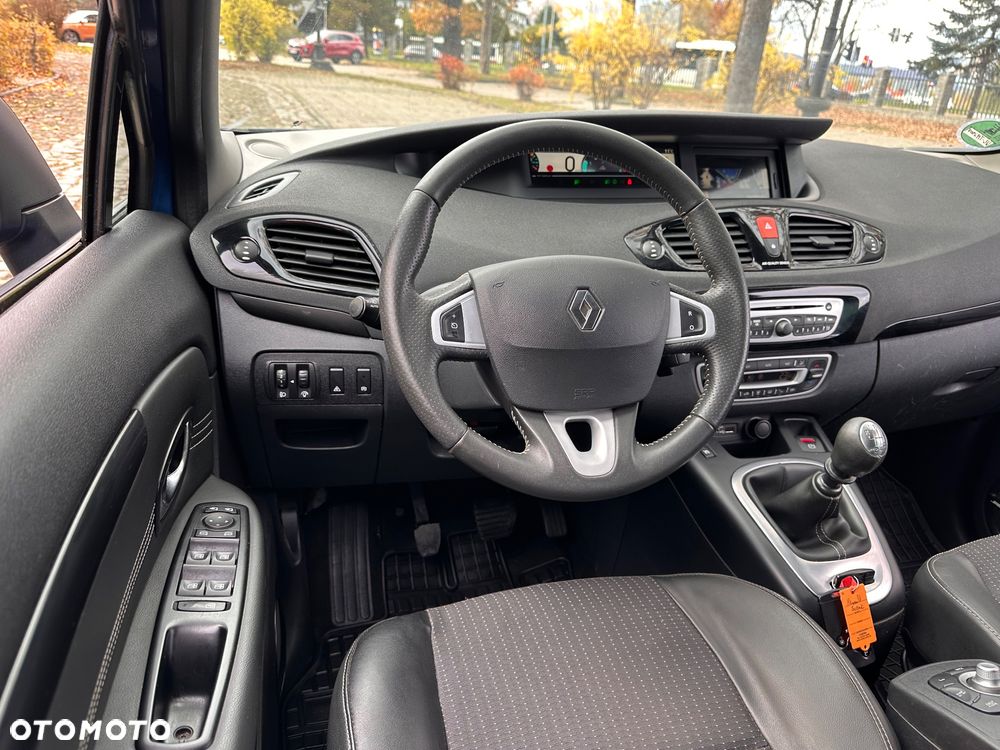 Renault Grand Scenic Energy dCi 130 S&S Bose Edition - 9