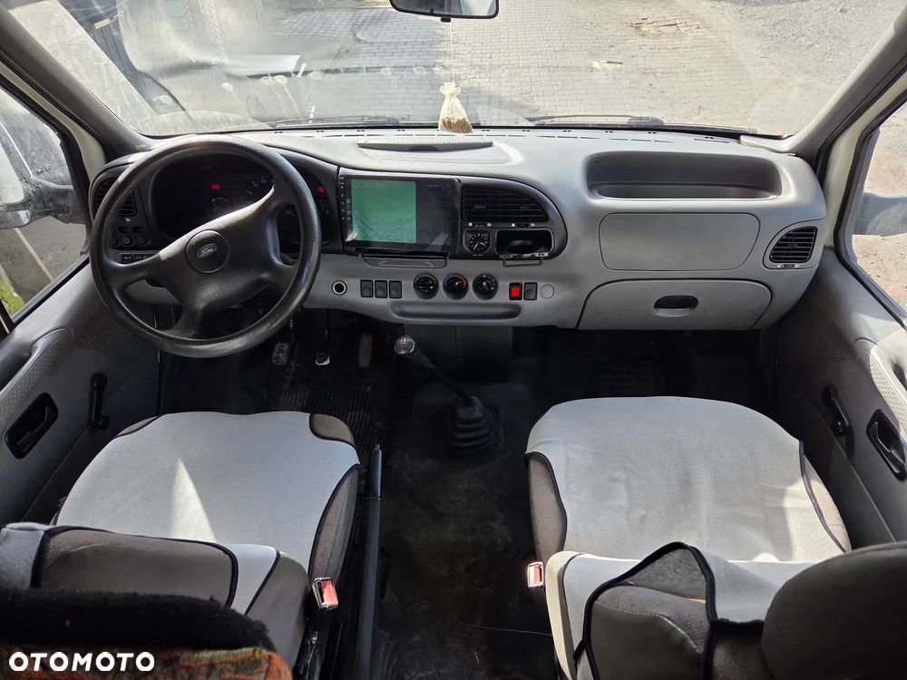 Ford Transit - 11