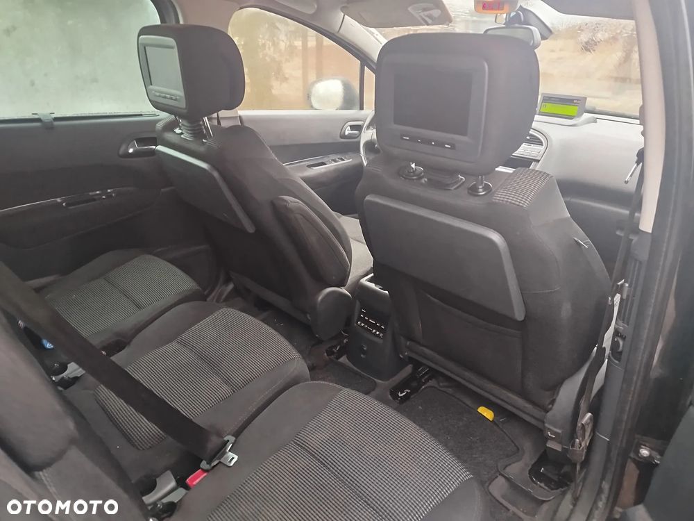 Peugeot 5008 155 THP Family - 10