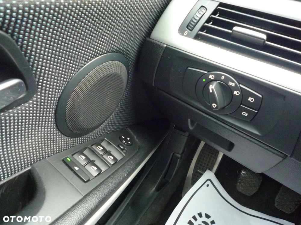 BMW Seria 3 325i xDrive - 20