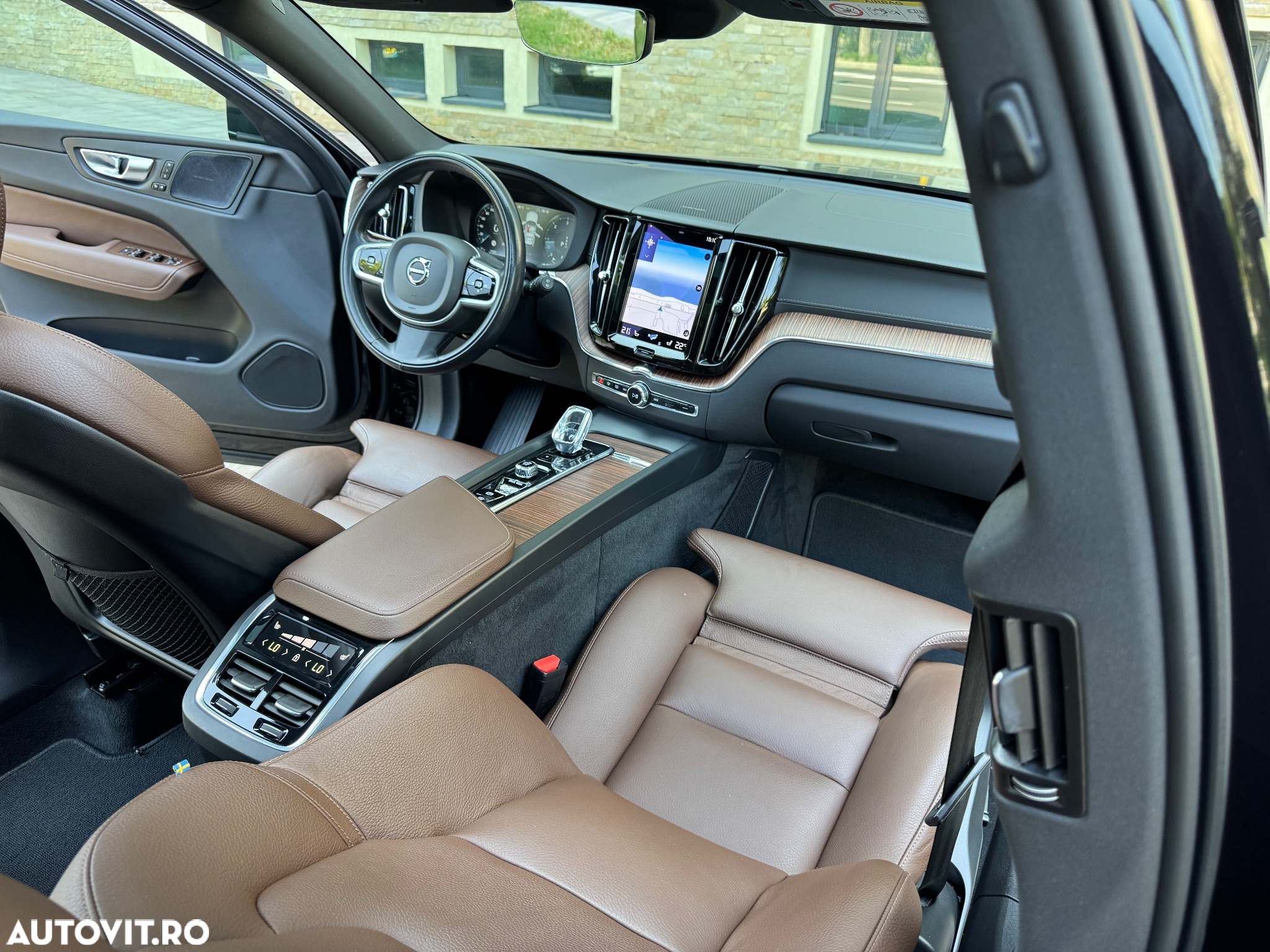 Volvo XC 60 B4 D AWD Geartronic Inscription - 11
