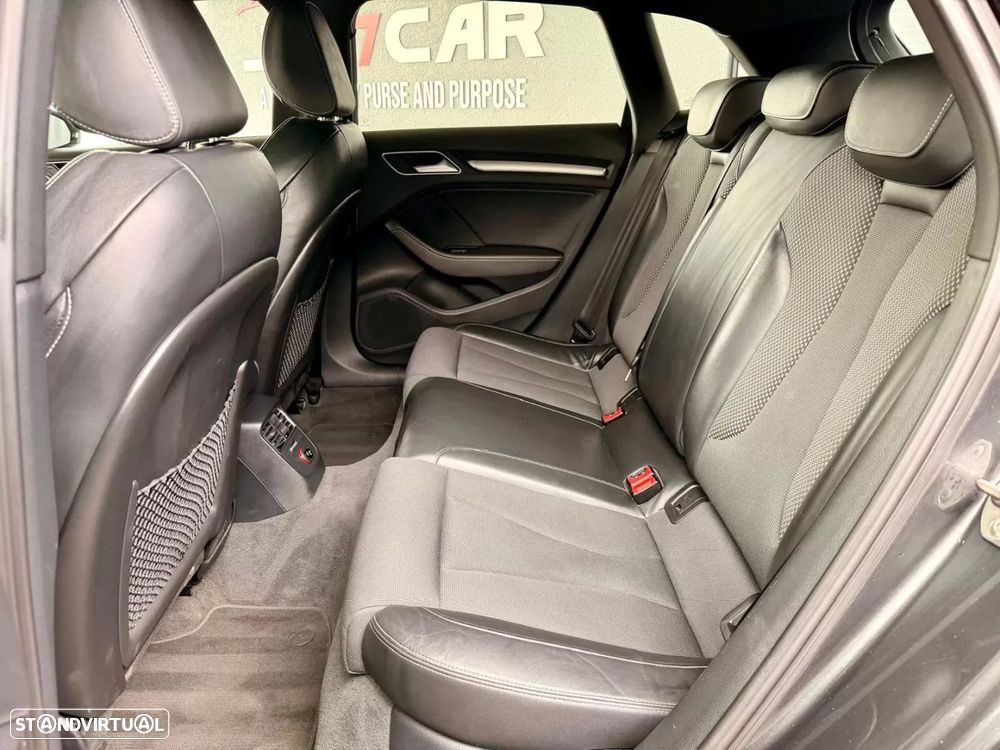 Audi A3 Sportback 1.6 TDI S-line S tronic — fotografia 12