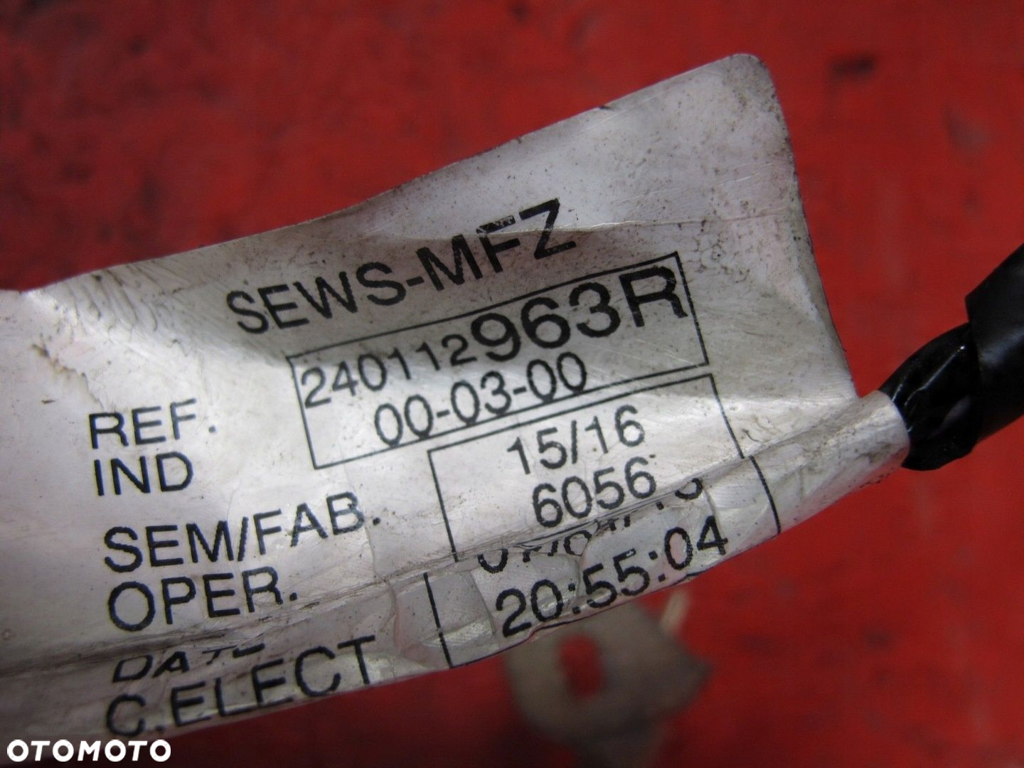 DACIA SANDERO 2 II 1.2 WIĄZKA INSTALACJA SILNIKA 240112963R D4F 732 - 7