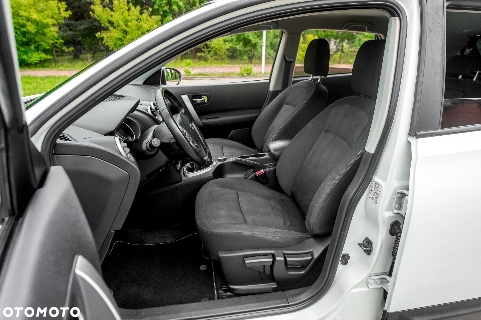 Nissan Qashqai 2.0 4 x 4 tekna - 22