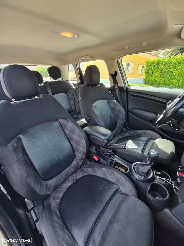 MINI 5 Portas Cooper D - 10