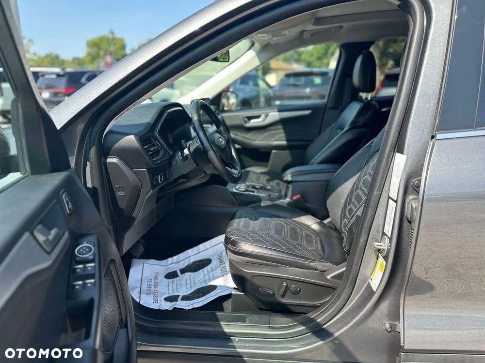 Ford Escape - 10
