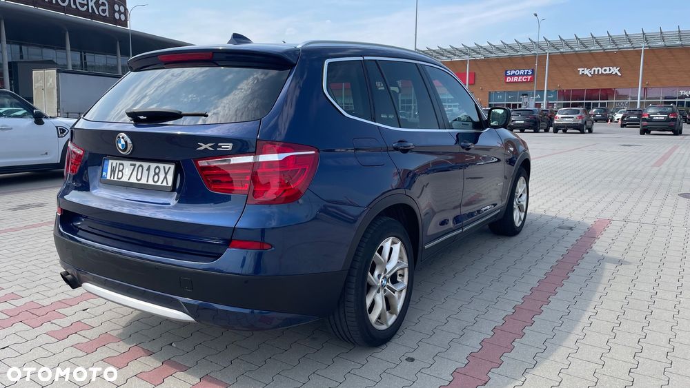BMW X3 xDrive28i xLine - 4