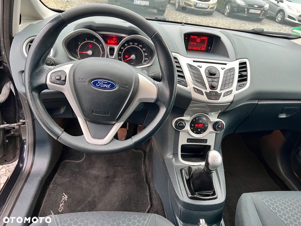 Ford Fiesta 1.25 Titanium - 8