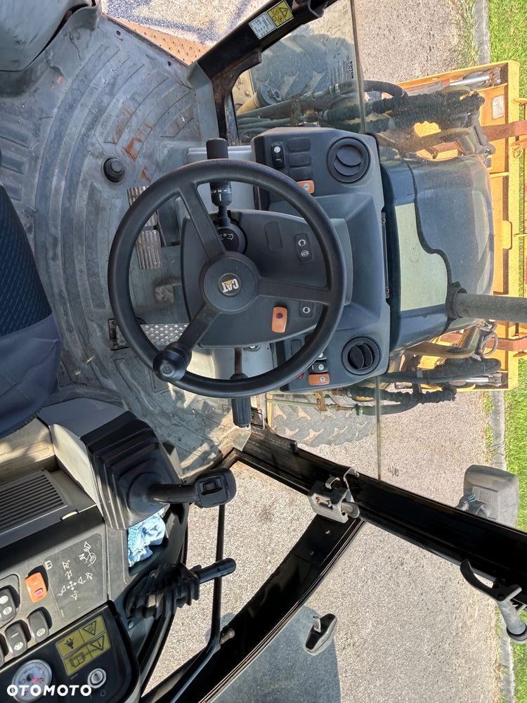Caterpillar CAT 432E - 14