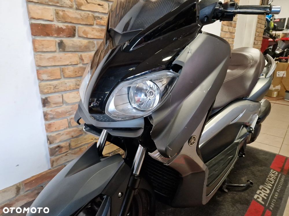 Yamaha X-max - 11