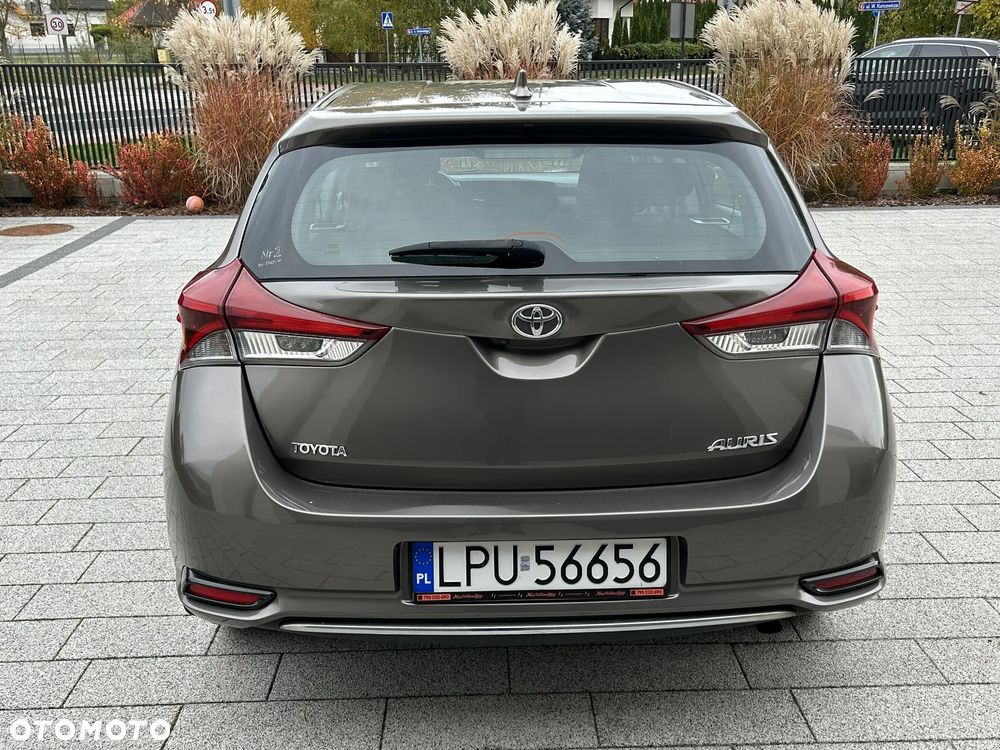 Toyota Auris - 4