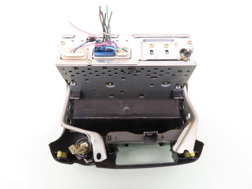 RADIO KASETA  TOYOTA YARIS I 8612052010 - 3