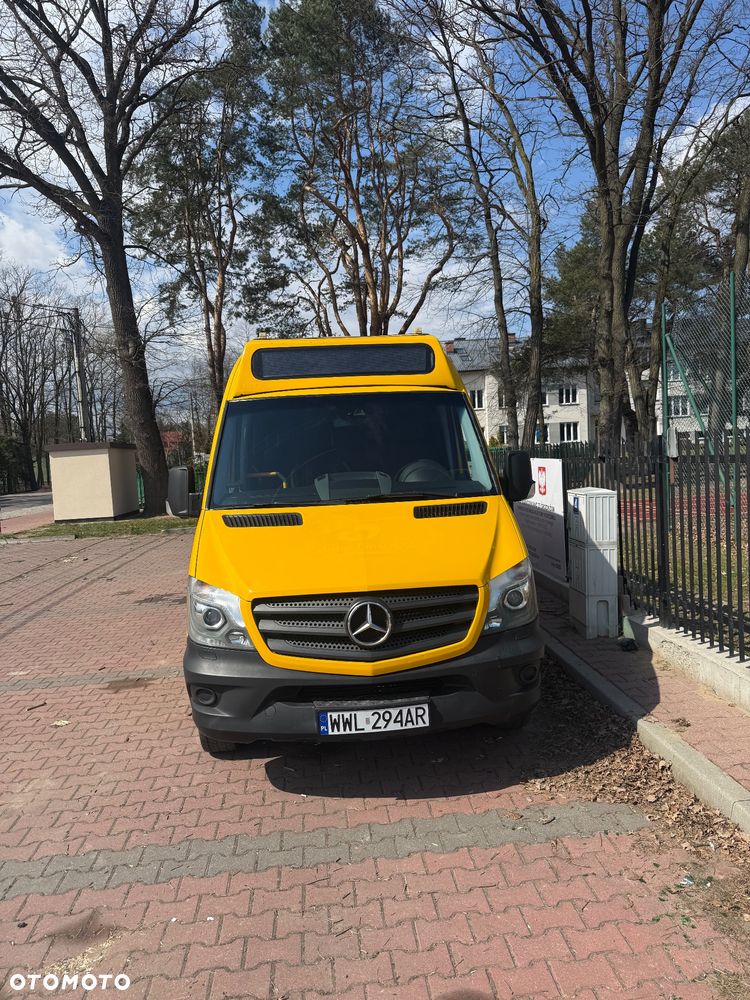 Mercedes-Benz 516 - 2