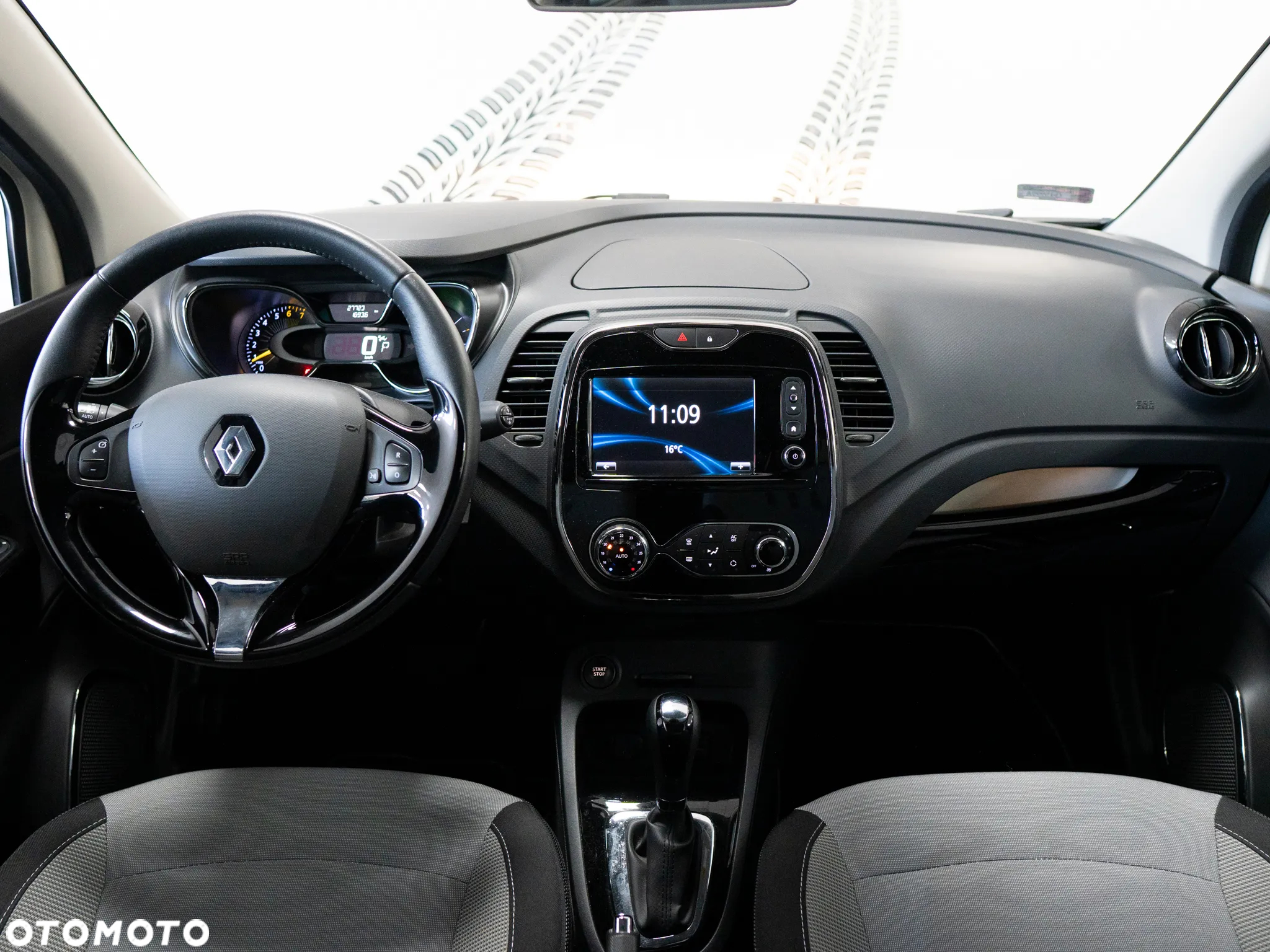 Renault Captur - 26