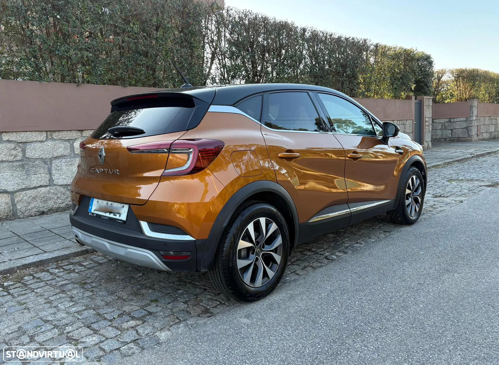 Renault Captur 1.0 TCe Exclusive Bi-Fuel - 24