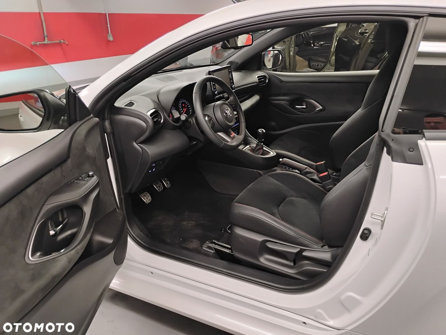 Toyota Yaris GR 1.6 Dynamic - 9