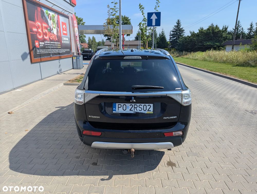 Mitsubishi Outlander 2.2 DID Instyle Navi 4WD - 4