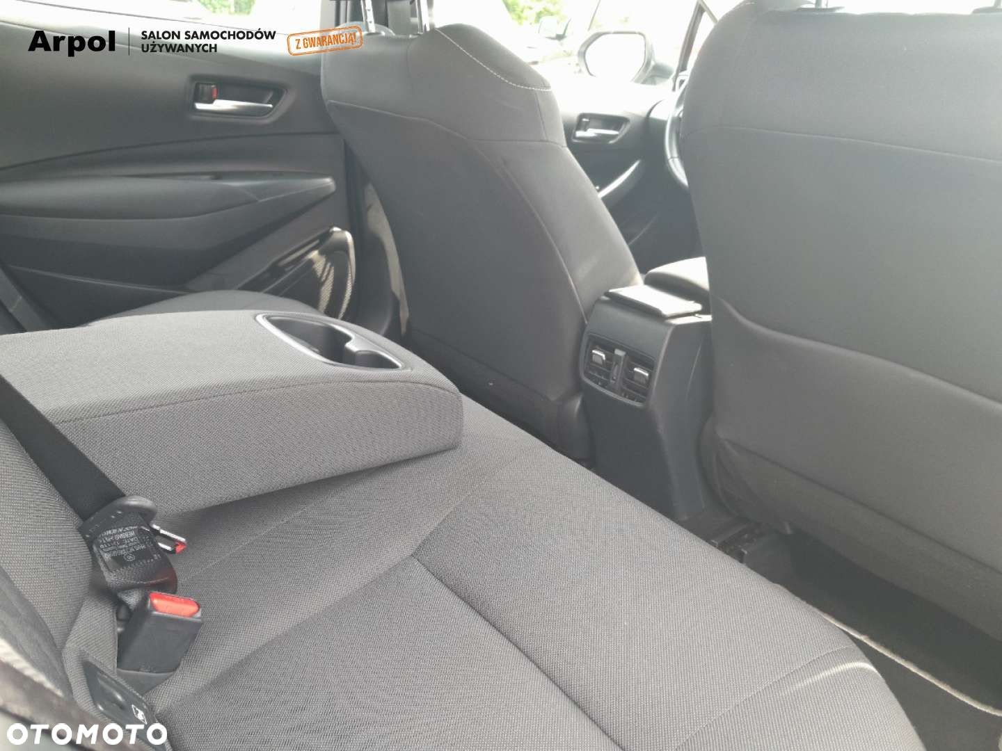Toyota Corolla - 13