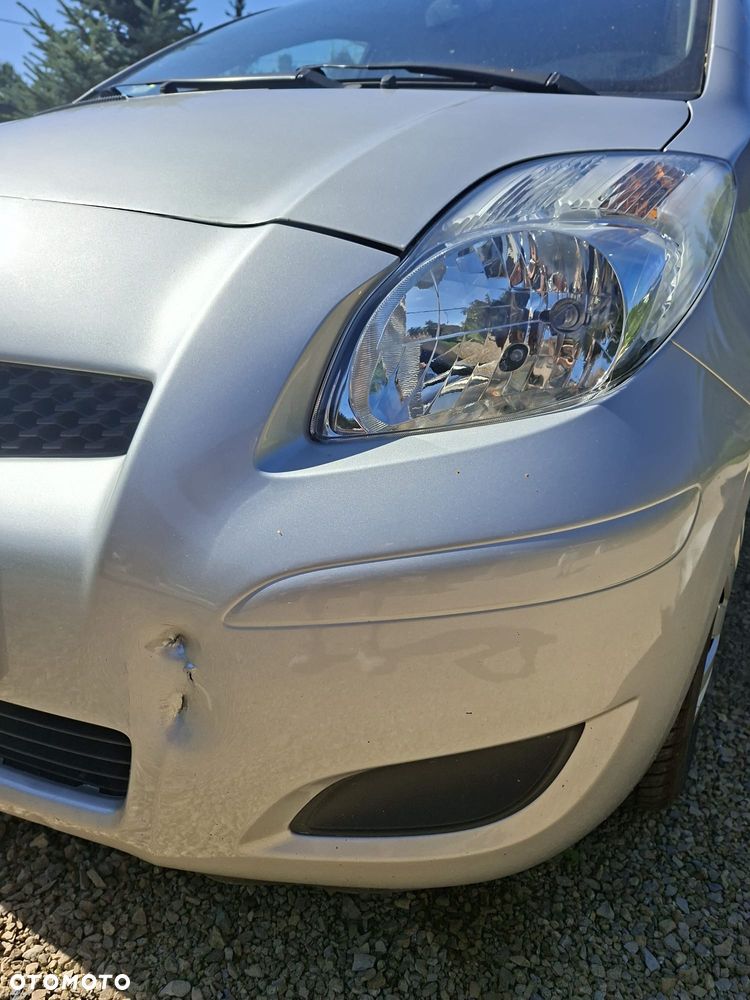 Toyota Yaris 1.33 Prestige - 10