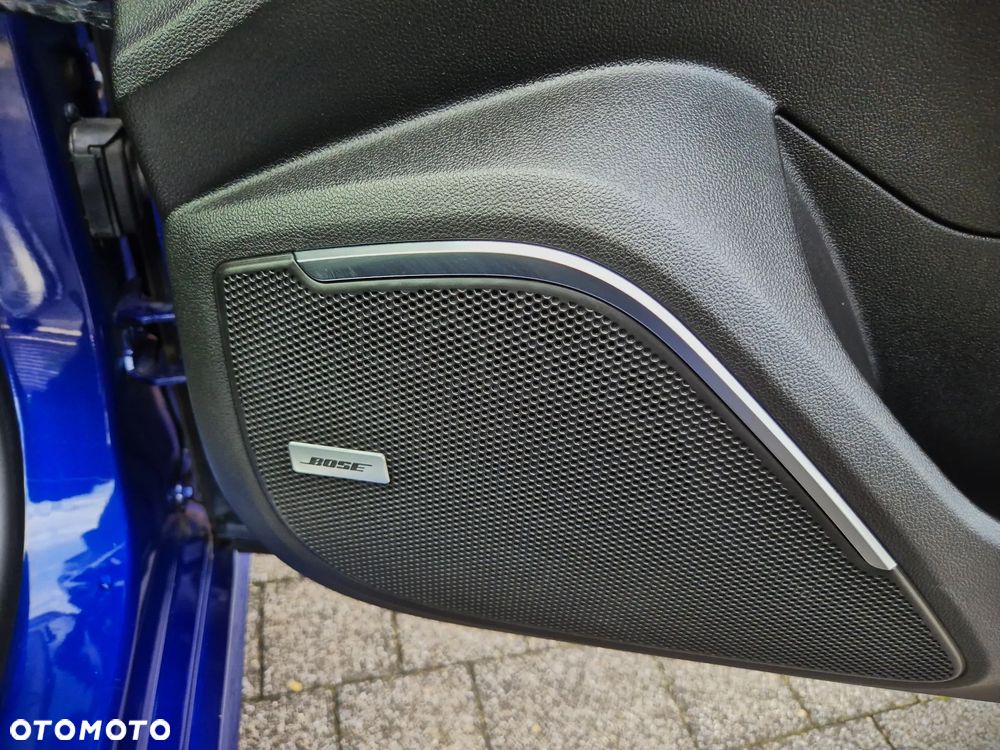 Renault Megane ENERGY TCe 205 EDC GT - 33