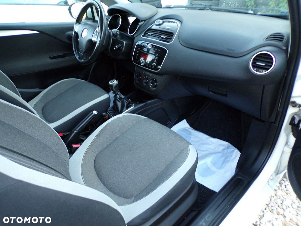 Fiat Punto Evo - 26