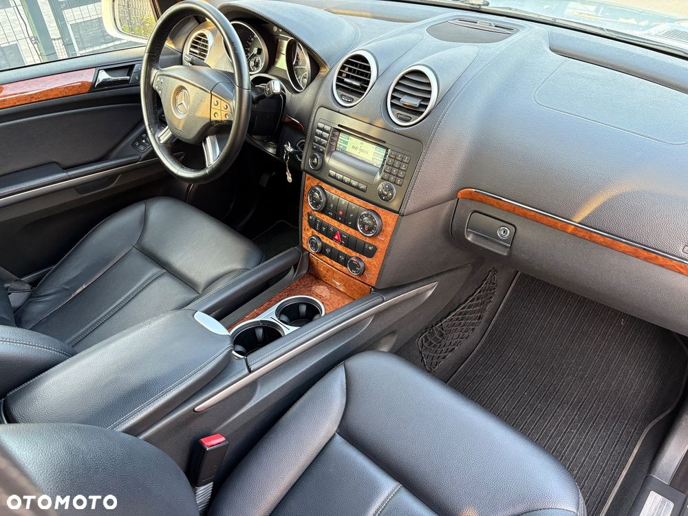 Mercedes-Benz GL 320 CDI - 22