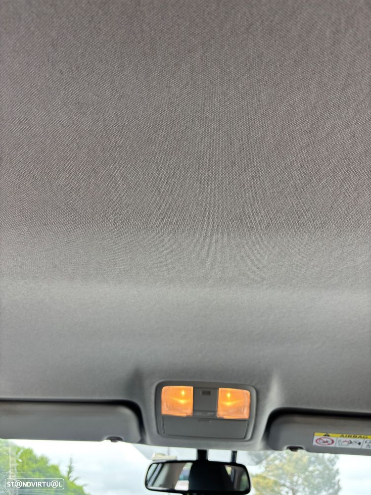 Toyota Auris 1.4 D-4D Comfort - 26