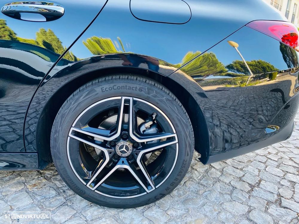 Mercedes-Benz CLA 180 d Shooting Brake AMG Line Aut. - 2