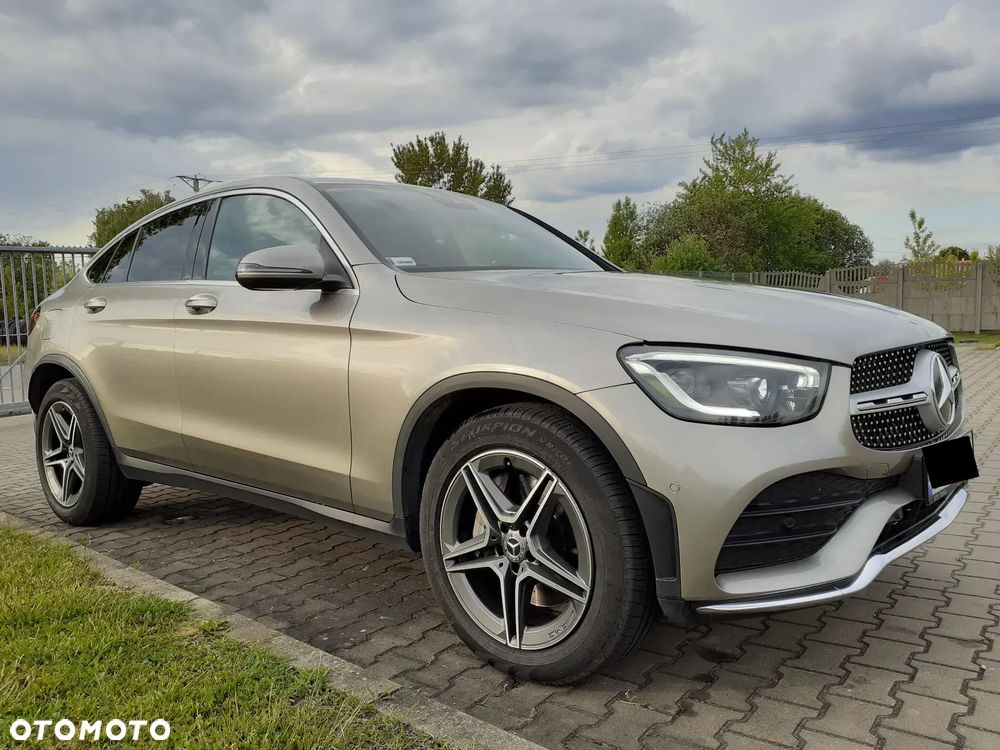 Mercedes-Benz GLC 300 d 4Matic 9G-TRONIC AMG Line - 12
