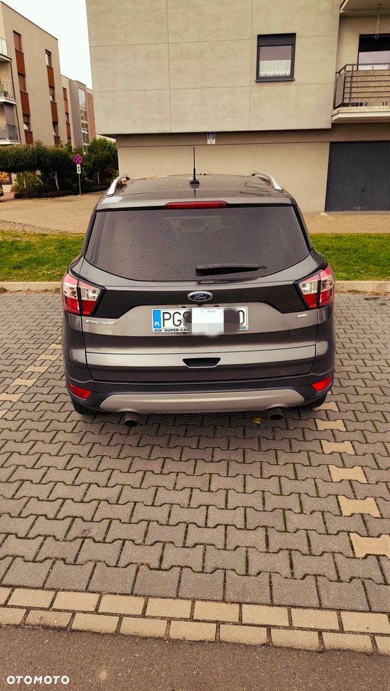 Ford Escape 2018 photo 2